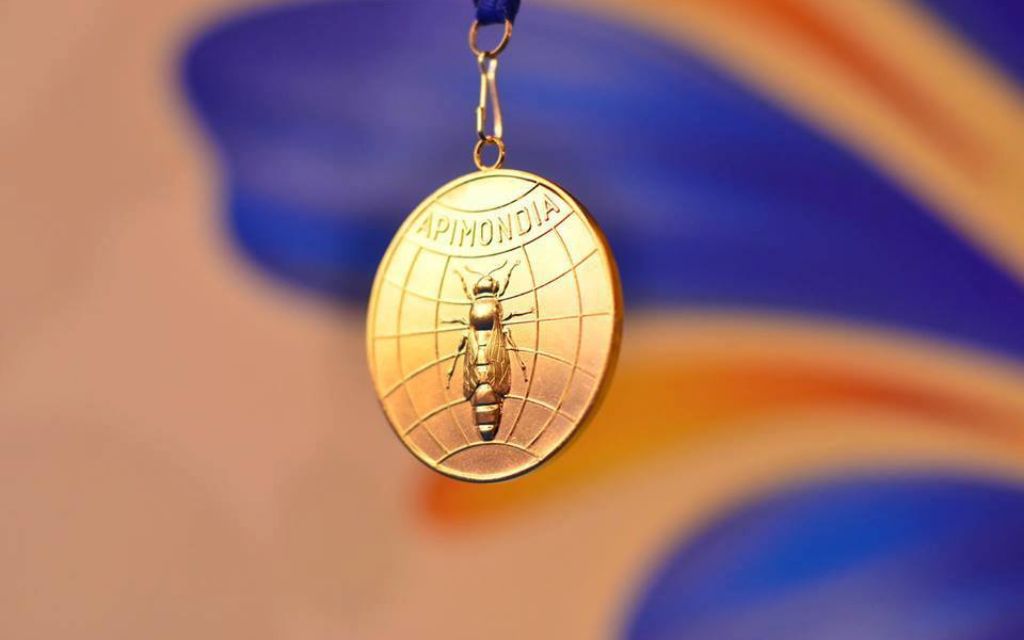 Medal Apimondii WBA